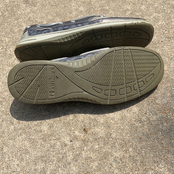 Gray, leopard print, size 8 Sperry’s - Picture 6 of 7